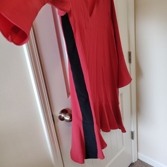 BCBGMAXAZRIA teegan split neck ruffle dress - Picture 8 of 10